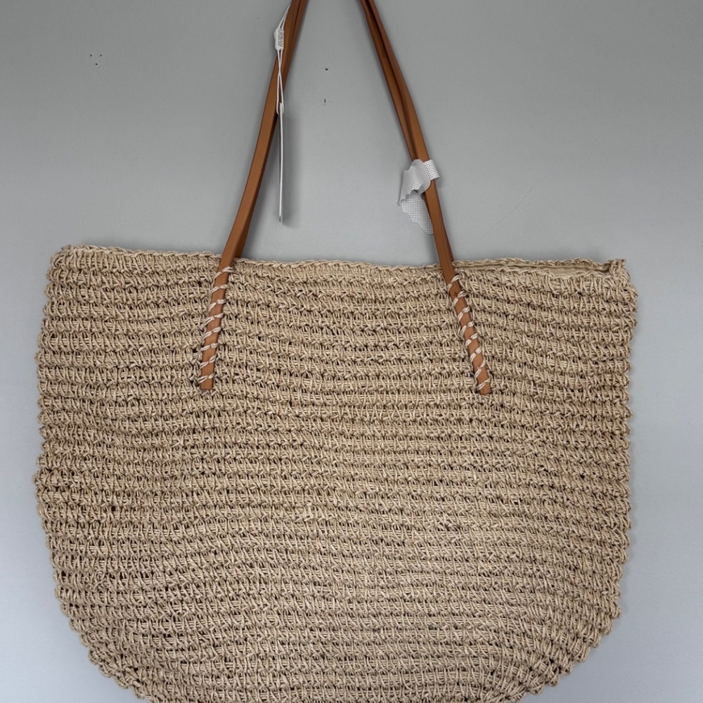 Urban Expressions Tote - Picture 5 of 5